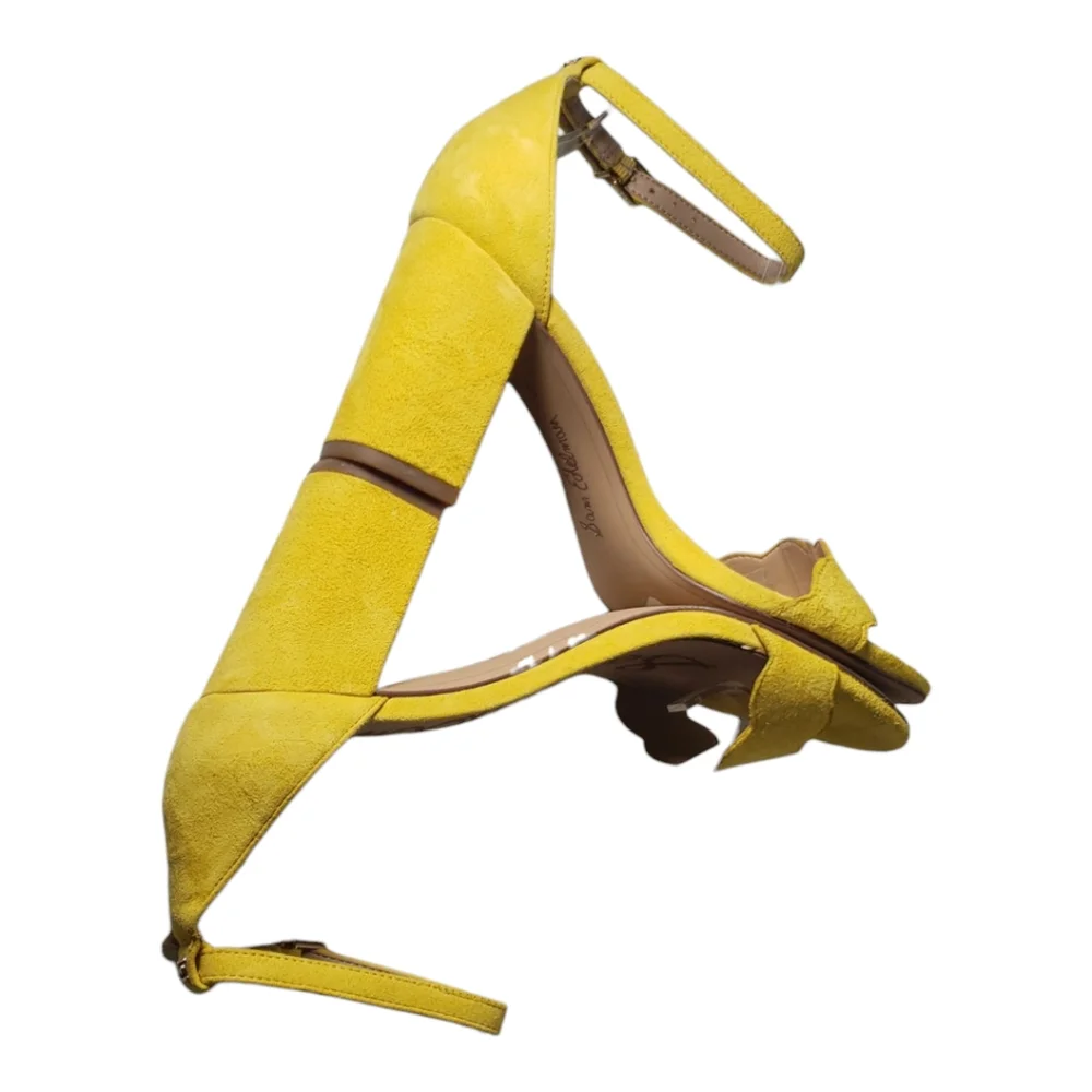 Sam Edelman Odila Sandal Suede Scallops Butter Yellow Ankle Strap Block Heel 7.5
